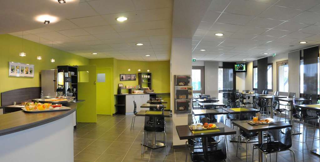 Kyriad Saint Brieuc - Tregueux Restaurante foto